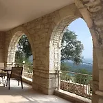 Olive Stonehouses