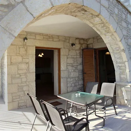 Olive Stonehouses * Kalamata