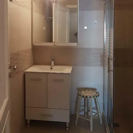 Olive Stonehouses Appartement *