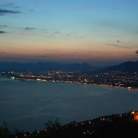 Olive Stonehouses Apartment